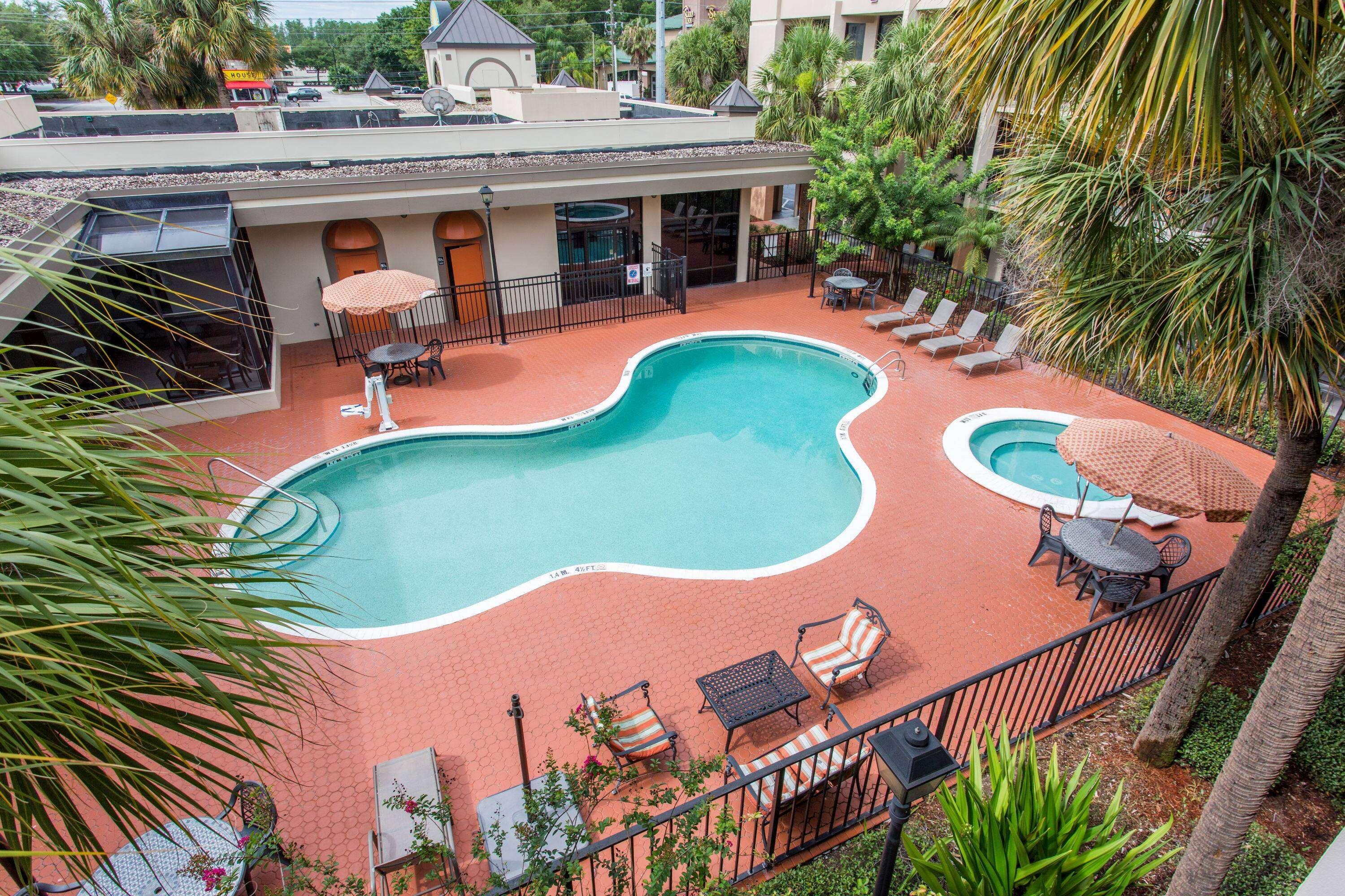Days Inn & Suites By Wyndham Orlando Airport Exteriér fotografie