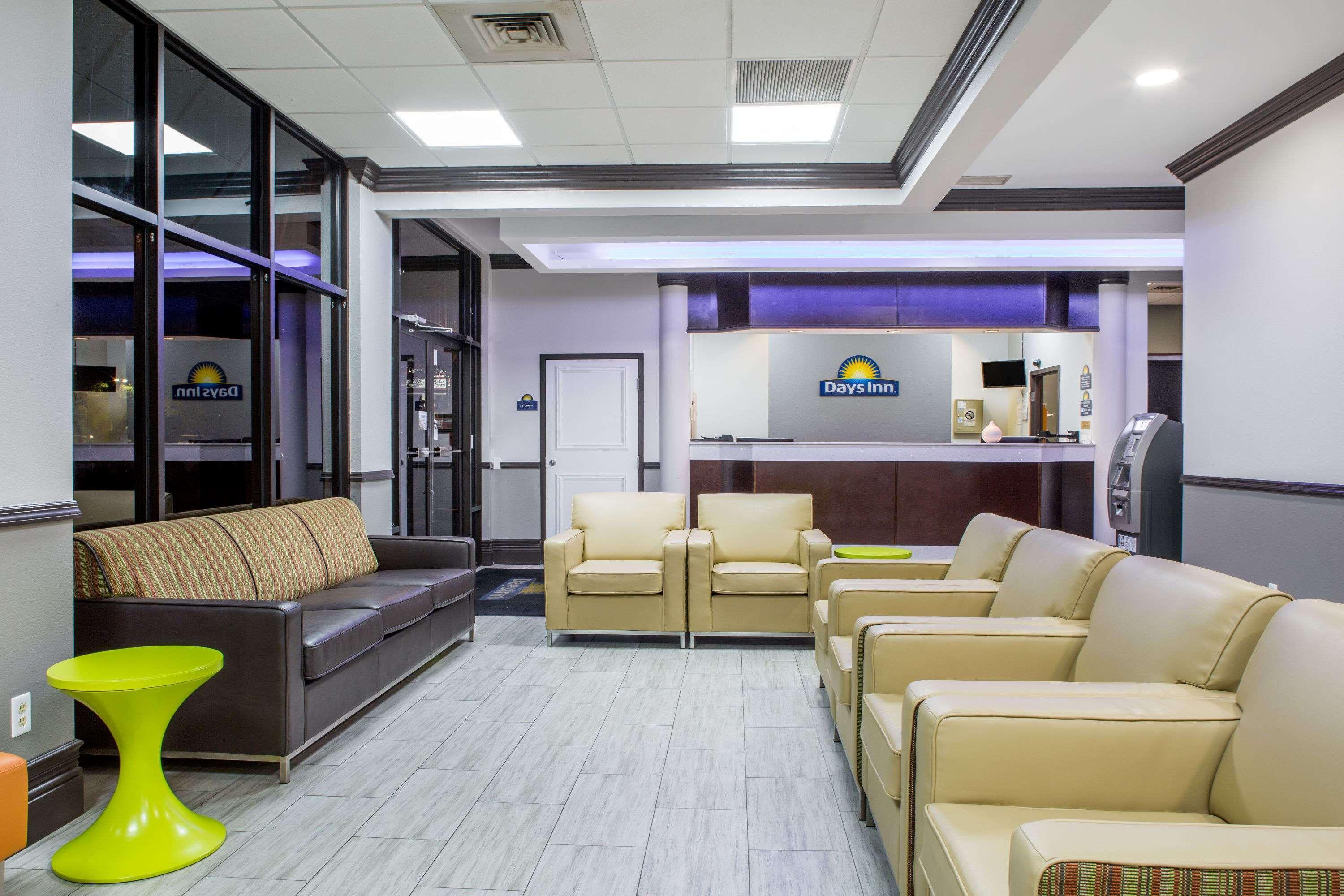 Days Inn & Suites By Wyndham Orlando Airport Exteriér fotografie