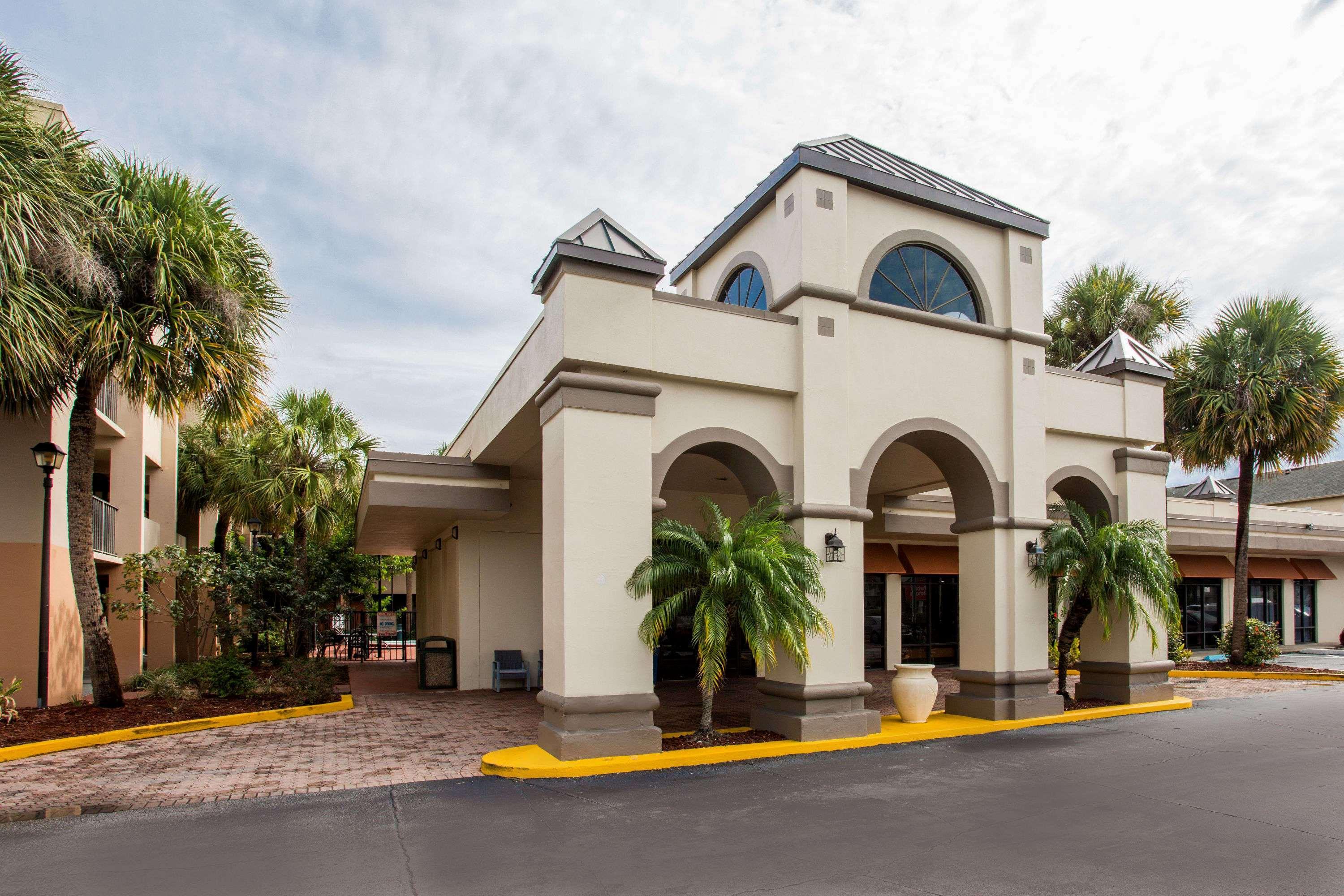 Days Inn & Suites By Wyndham Orlando Airport Exteriér fotografie