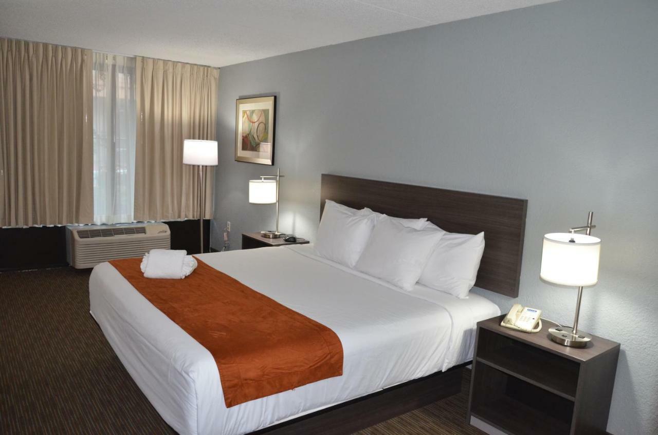 Days Inn & Suites By Wyndham Orlando Airport Exteriér fotografie